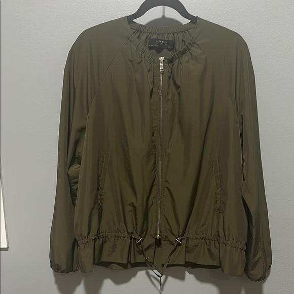 Zara Green Bomber Jacket with Elastic Waistband Size L - Picture 3 of 9